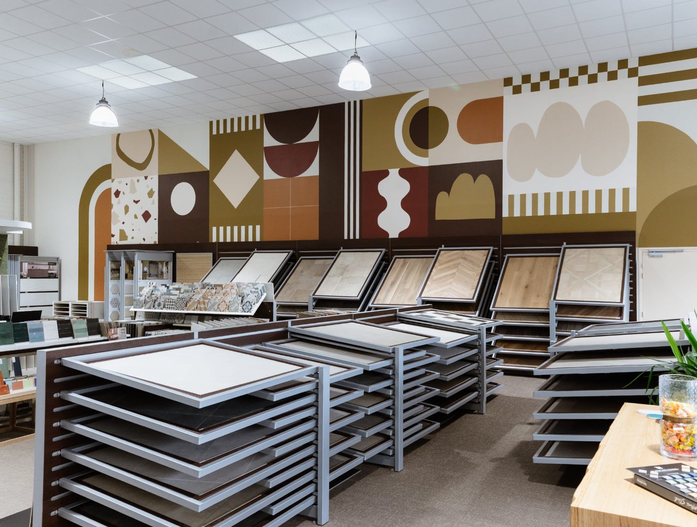Pourquoi venir en showroom pour choisir son carrelage ?